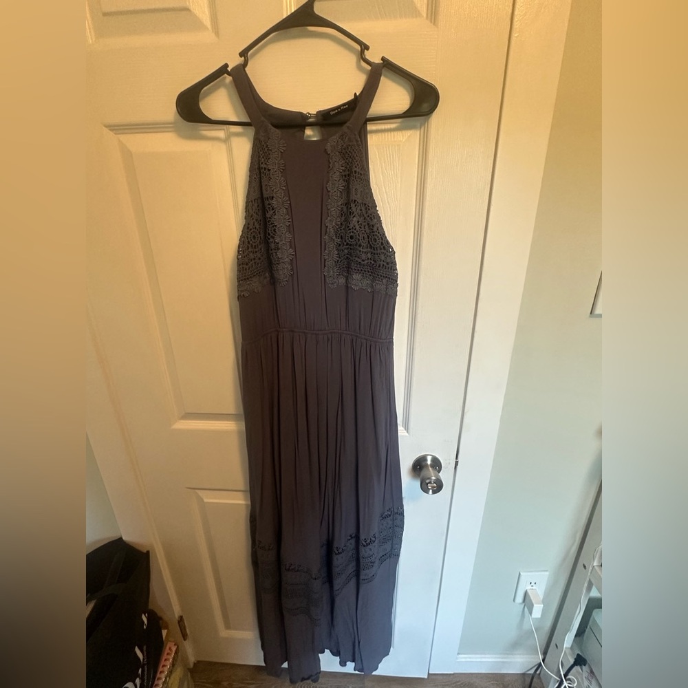 3/$8 🍁 Doe & Rae Maxi Dress